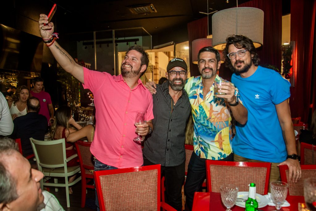 
				Júlio Temporal, André Mota, Dj Daniel Moreira e Diego Ribeiro 
				