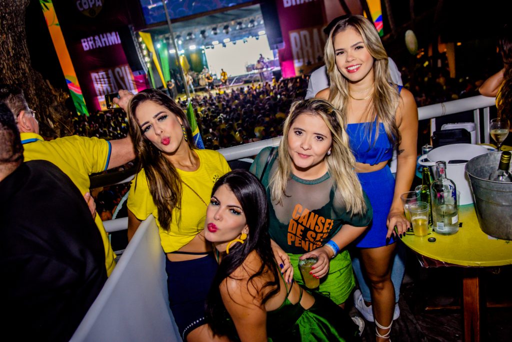 Karol Gondim, Rafaela Gurgel, Renata Gondim E Larissa Suelen (2)