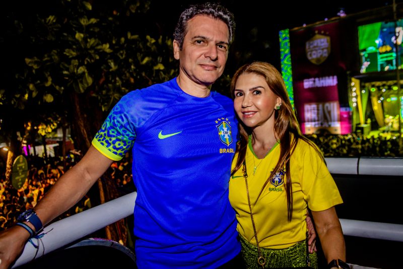 Fortal na Copa - Zé Vaqueiro e Rafa e Pipo levam agito e animação ao jogo do Brasil X Camarões no Iate Clube