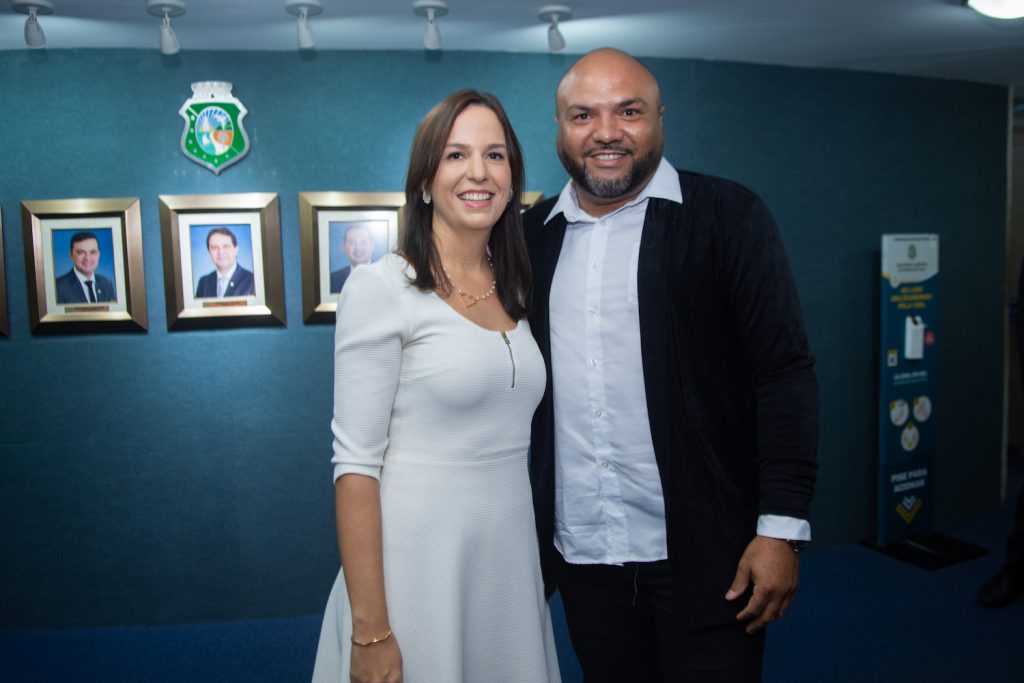 Lia Freitas E Naeciso Júnior