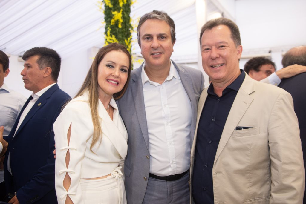 Liana Fujita, Camilo Santana E Carlos Fujita (1)