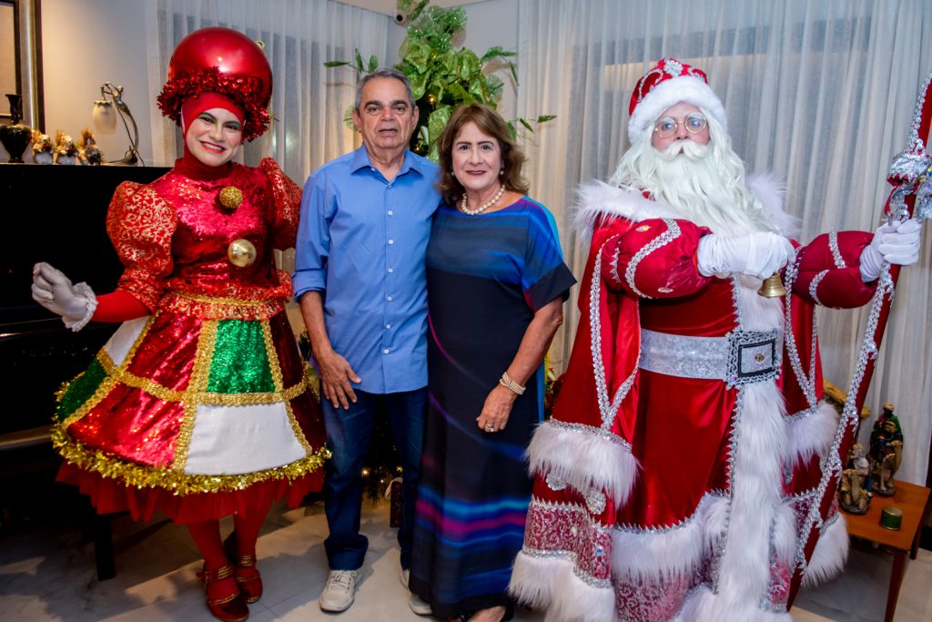 Mamãe Noel, Luiz Antônio, Silvia Bessa E Papai Noel