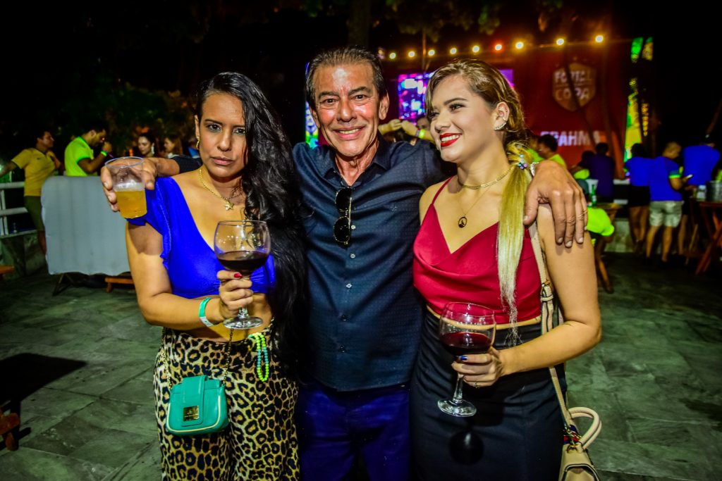 Manu Moreira, Ruy Câmara E Naná Souza