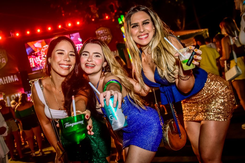 Monalisa Mendes, Carolina Noronha E Virginia Frota (1)