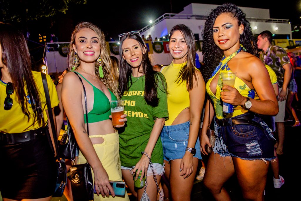 Monique Loiola, Joana Guilherme, Monique Arraes E Vanessa Talice