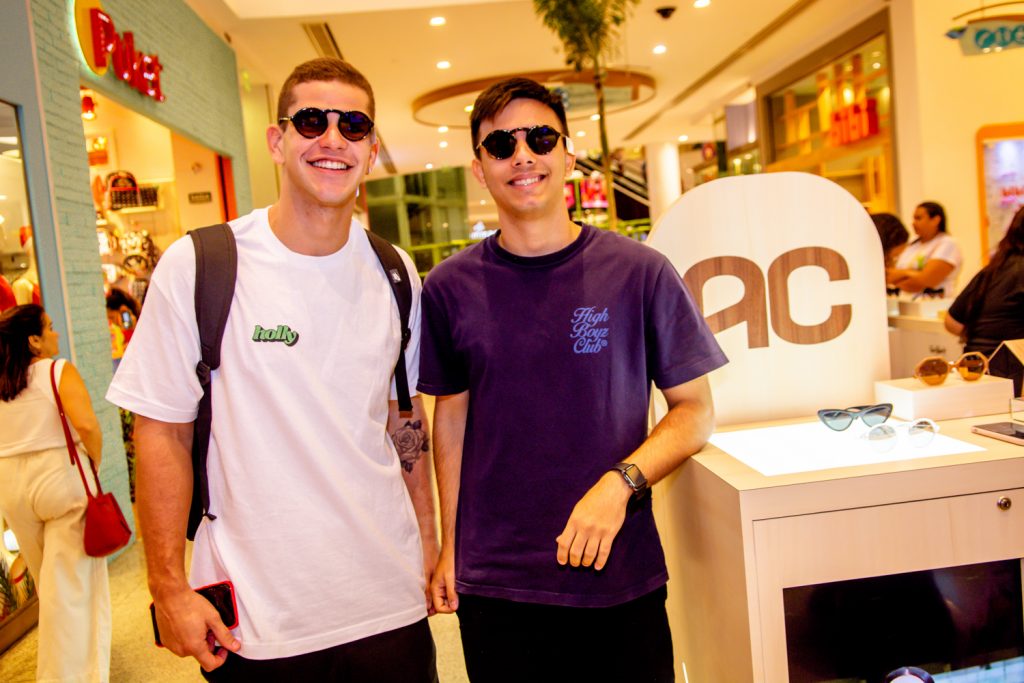 Pedro Oliveira E Vinicius Leitão