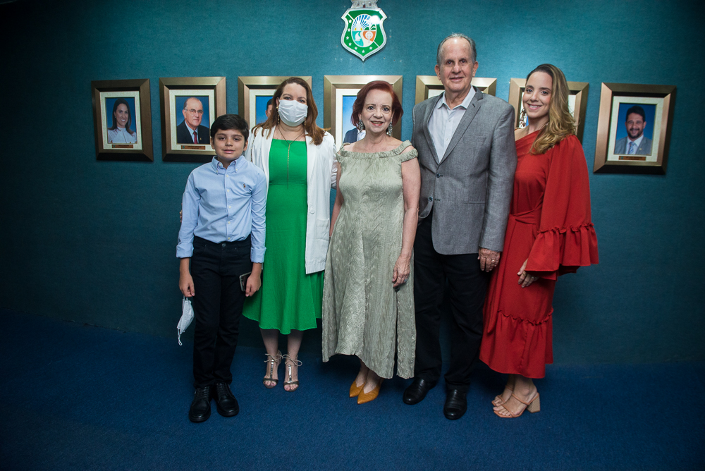 Pedro, Paula, Jaqueline, Paulo E Sara Fiuza (2)