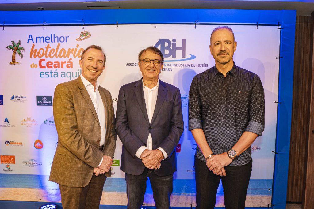 Philippe Godefroit, Arialdo Pinho E Regis Medeiros