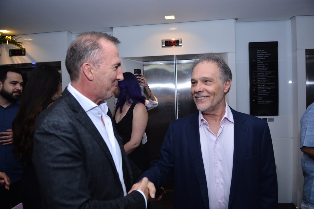 Philippe Godefroit E José Carlos Pontes