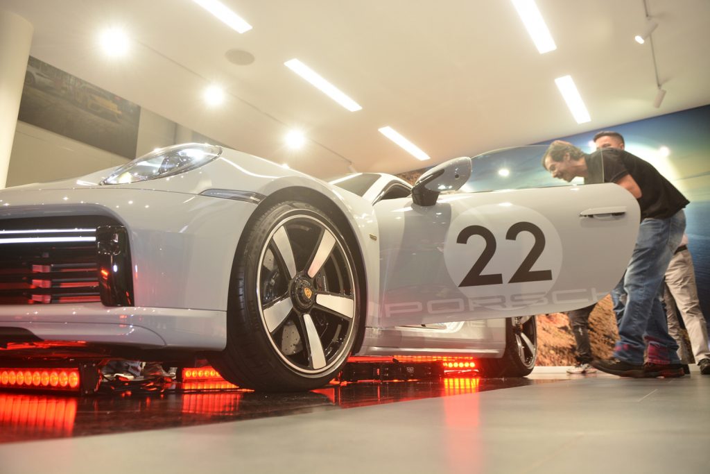 Porsch Limited Edition Night (39)