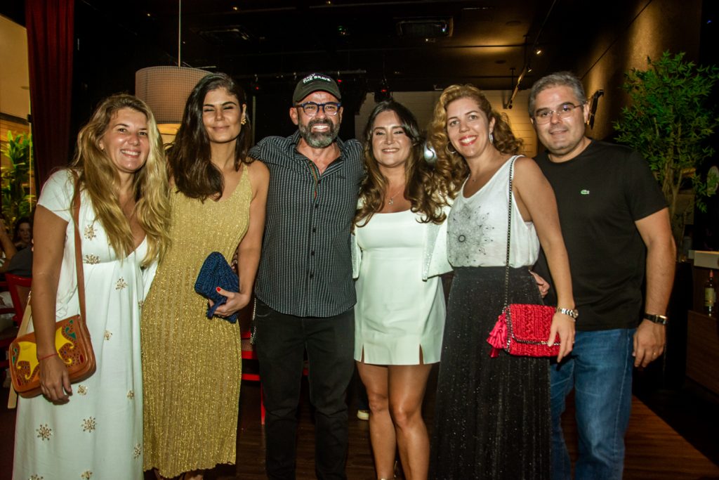 
				Rafaela Pinto, André, Juliana Mota, Ticiana Rolim Queiroz e Edson Queiroz Neto 
				