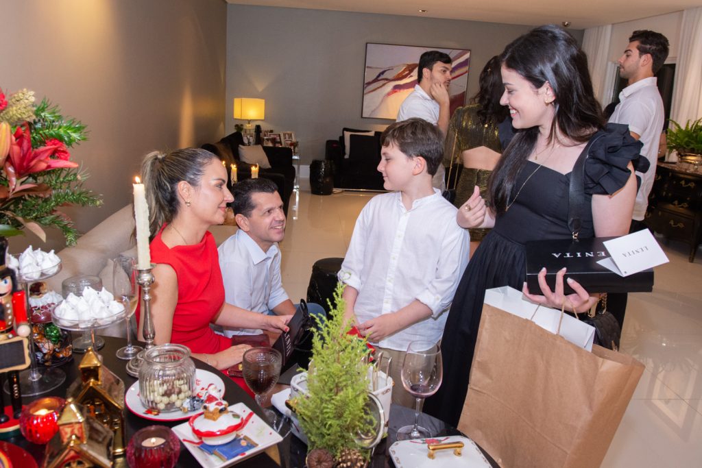 Raquel E Erick Vasconcelos, Erick Vasconcelos Filho E Beatrice Vasconcelos