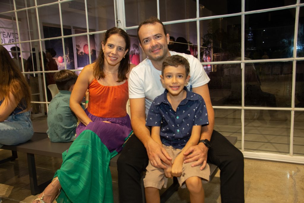 Raquel Pontes, Tobias Teixeira E Benício Moraes