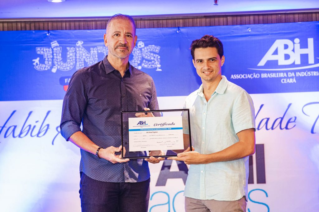 Regis Medeiros E Renan Uchoa