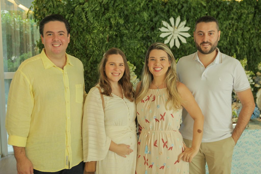 Roberto Mota, Carolina Parayba, Maiara E Davi Carvalho (1)