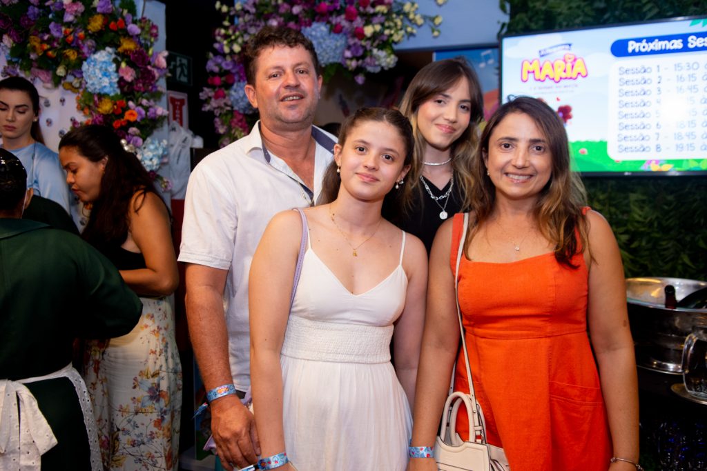 Rômulo E Raquel Guerra, Ana Lia E Rosalba Carioca