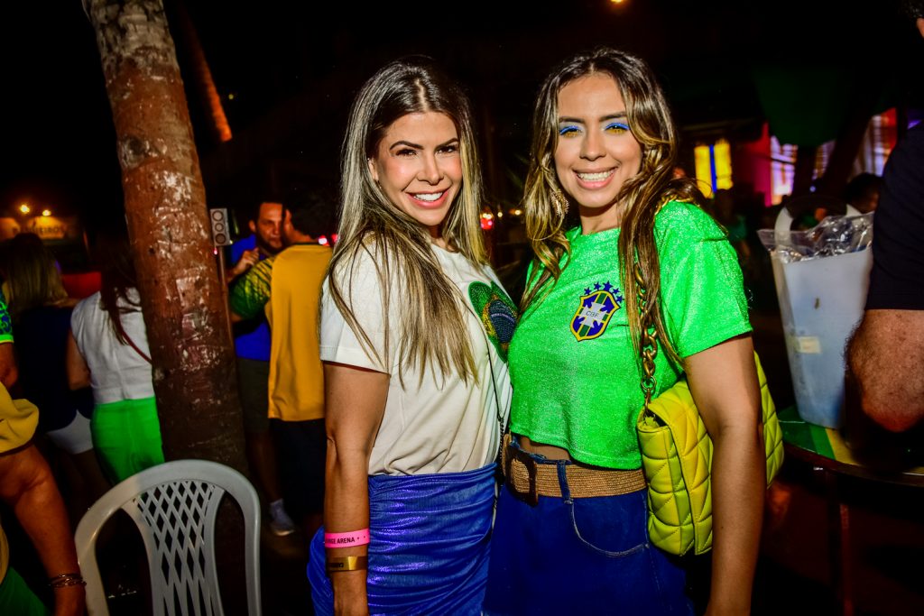 Salusa Roças E Enila Alves