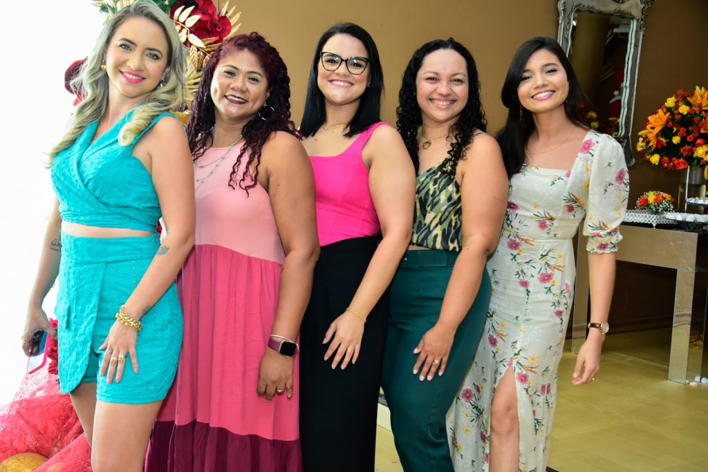 Sarah Giulen, Paula Campelo, Camila Santana, Fabíola E Carla Pontes