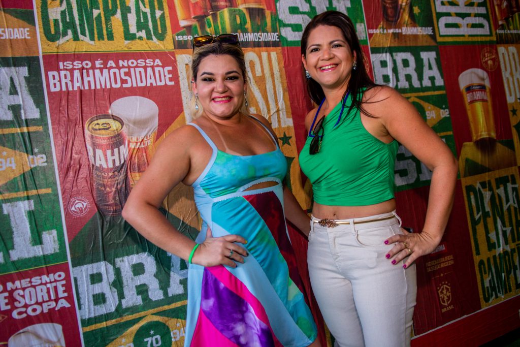 Theury Gomes E Ailana Monteiro