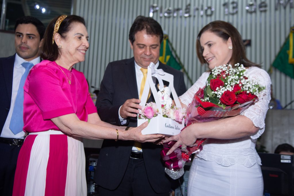 Uranea Sales De Oliveira, Evandro E Cristiane Leitão