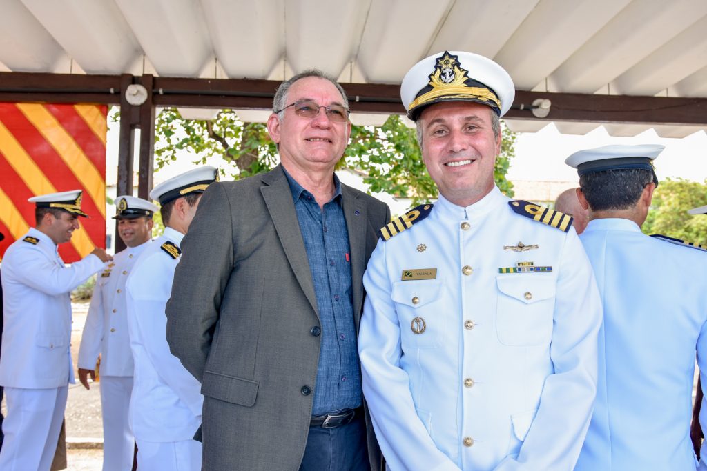 Vandesvaldo De Carvalho E Comandante Anderson Valença