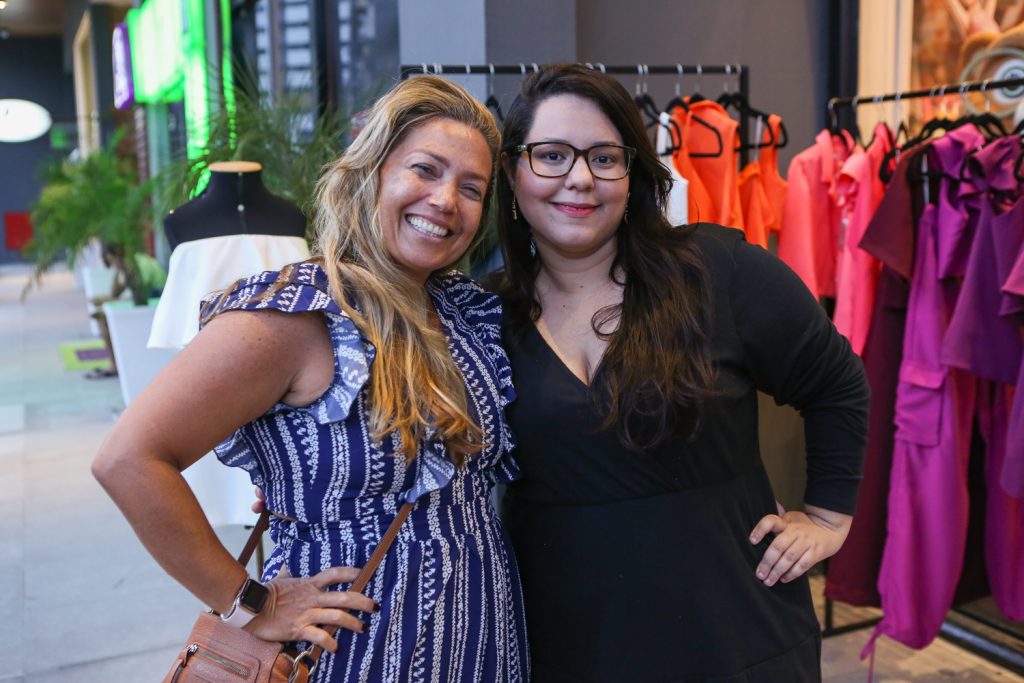 Viviane Laranjeira E Juliana Coelho