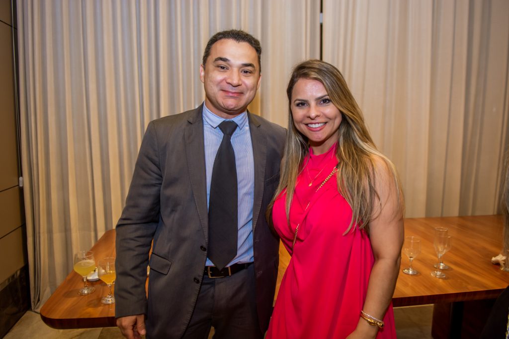 Walberto Martins E Juliana Batista