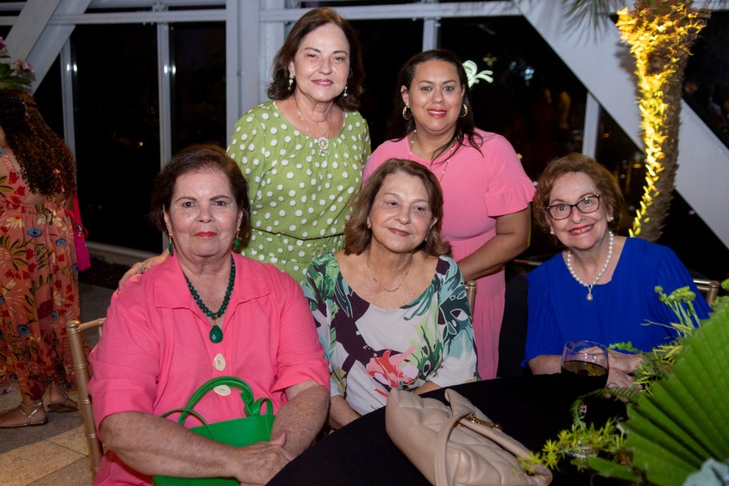 Zélia Bonfim, Ana Studart, Terezinha Costa, Neca E Regina Fiúza