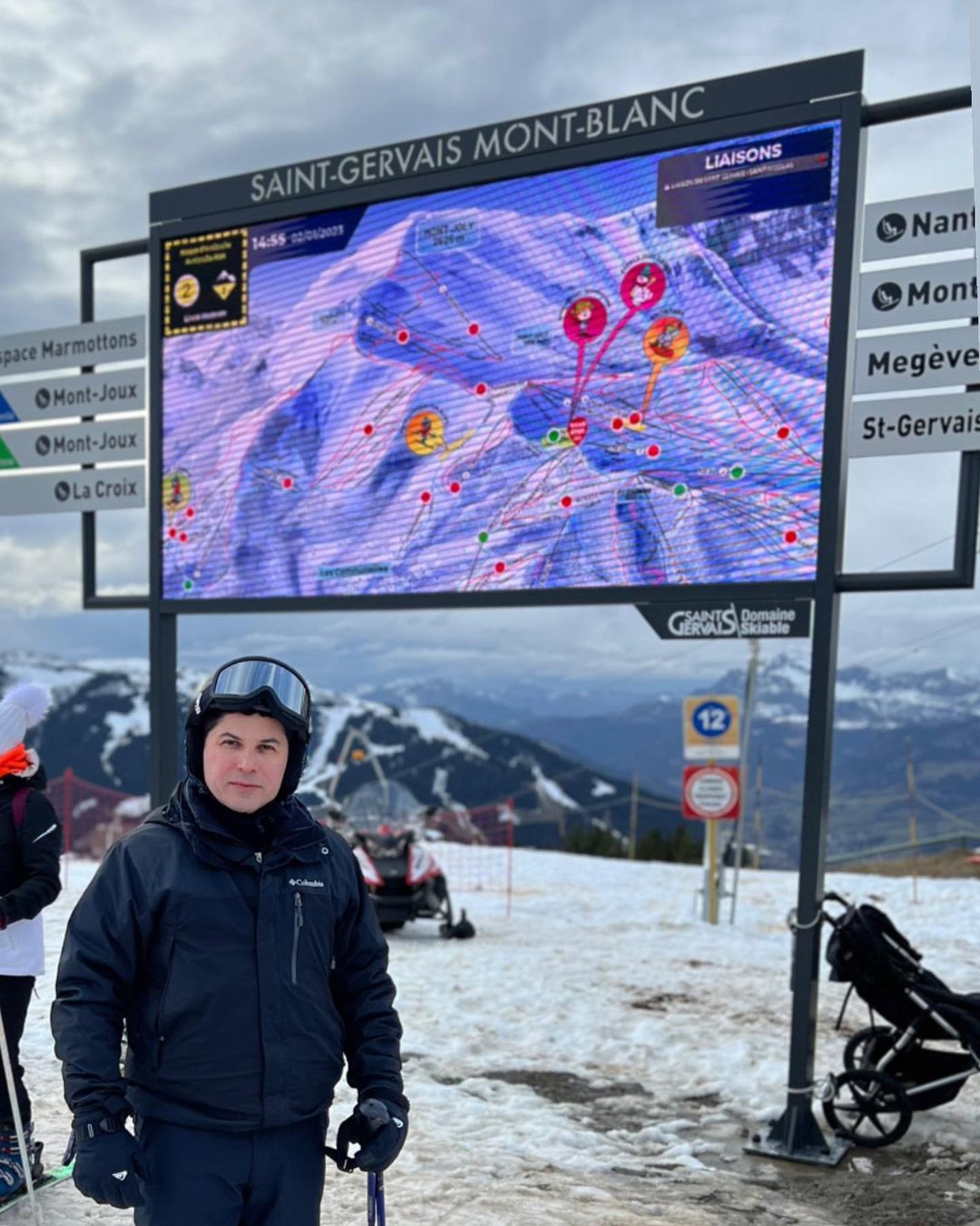 Região dos Alpes franceses sofre com falta de neve e dificulta temporada de esqui