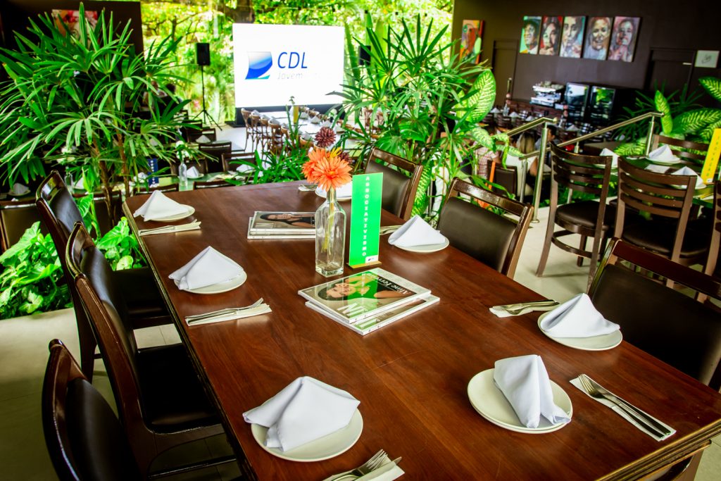 
				Almoço Empresarial da CDL Jovem com Carlos Fortes 
				