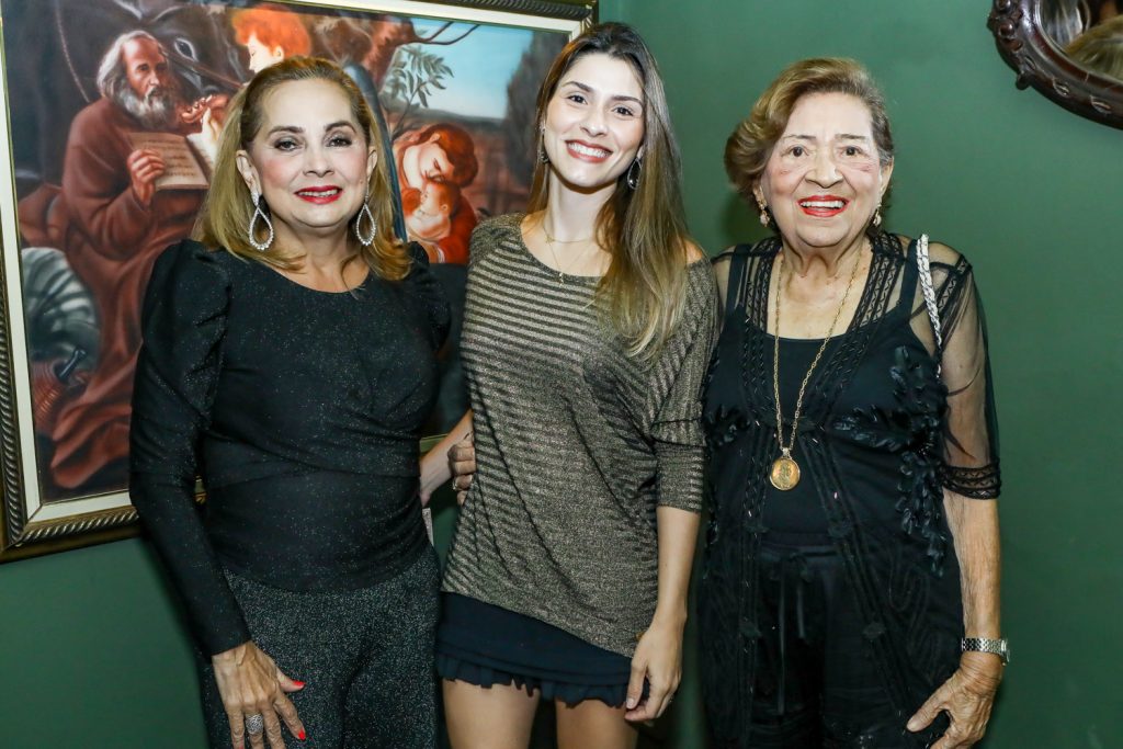 Ana Pinto, Larissa Lima E Lucia Bardavil (1)