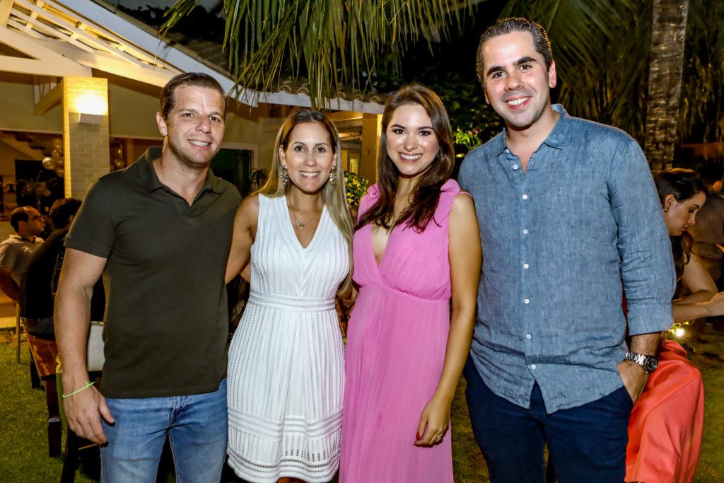 
				André e Paulinha Rolim, Ticiana e Alfredo Lima 
				