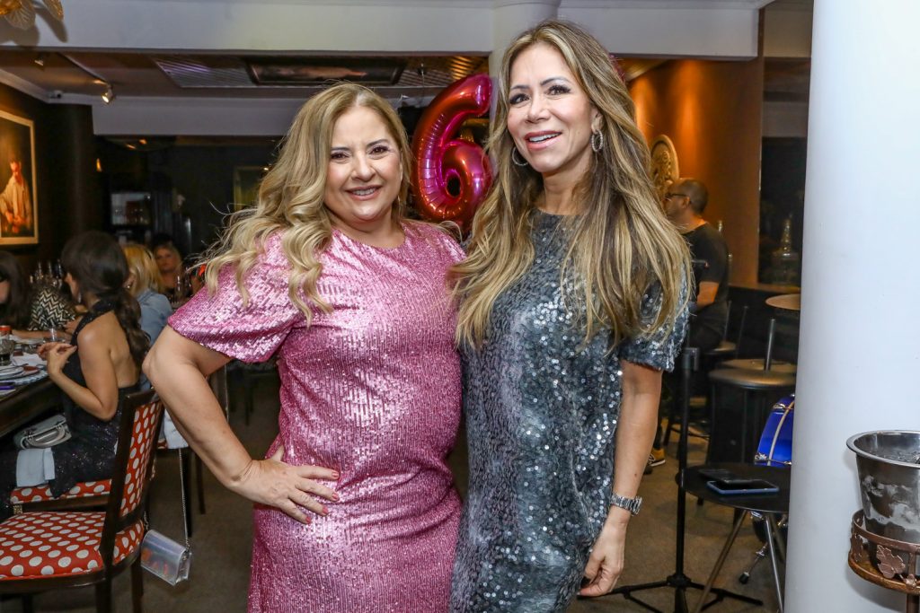 Beth Pinto E Sakie Brooks