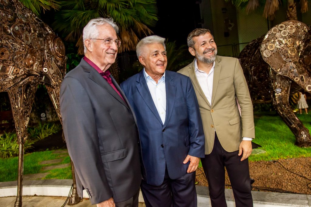 Carlos Prado, Deusmar Queirós E Élcio Batista