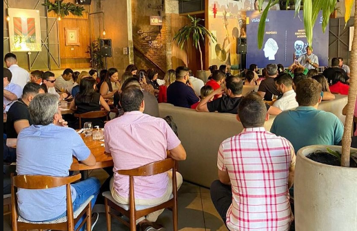 CDL Jovem Fortaleza recebe o empresário Carlos Fortes em seu primeiro ”Almoço Empresarial” do ano