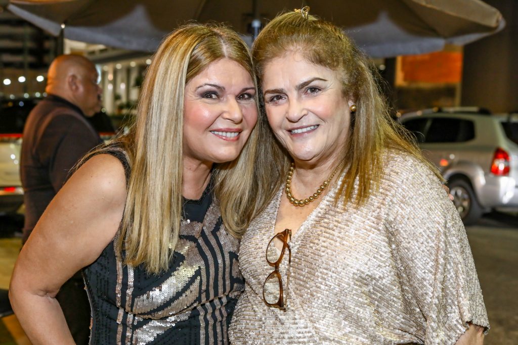 Cristiane E Carla Lima