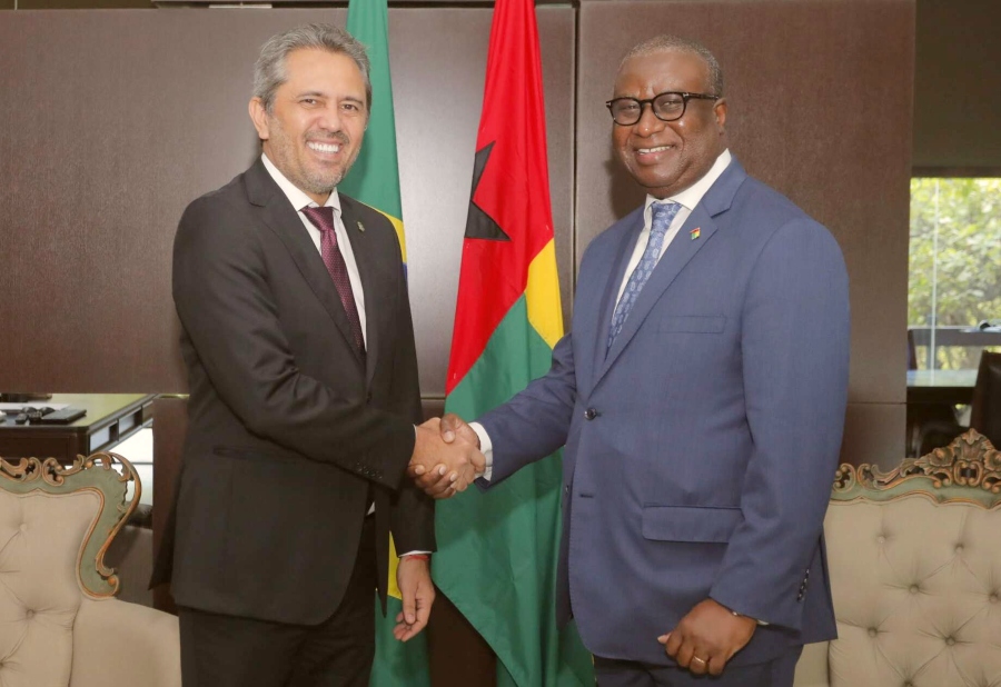 Embaixador guineense visita Elmano e pretende ampliar relações comerciais