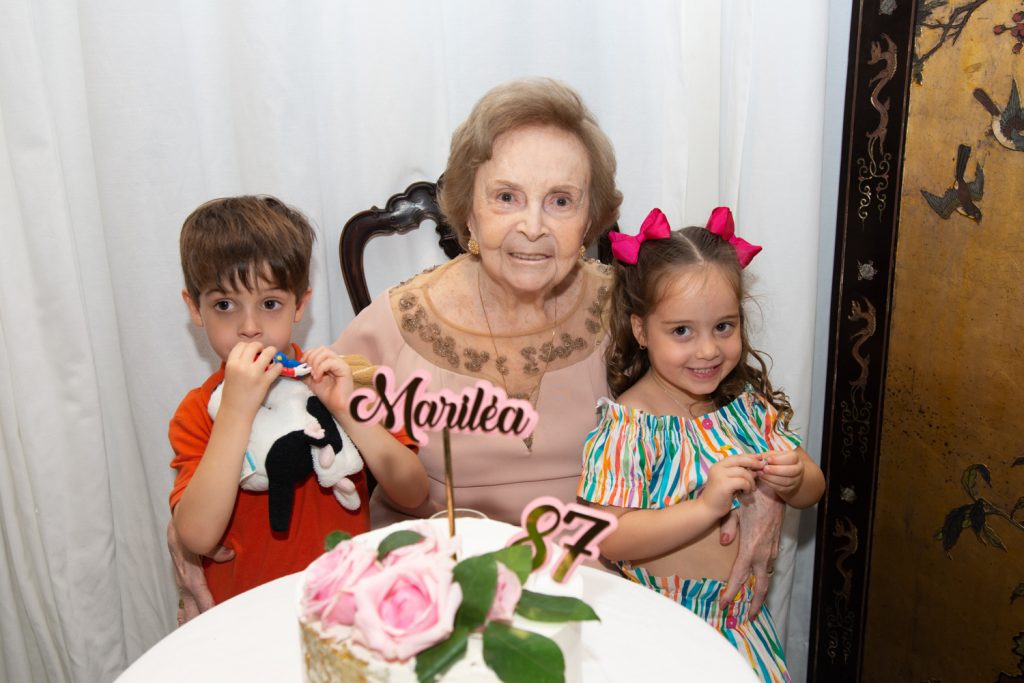 Emilio Ary, Mariléa Browne E Sara Ary (1)