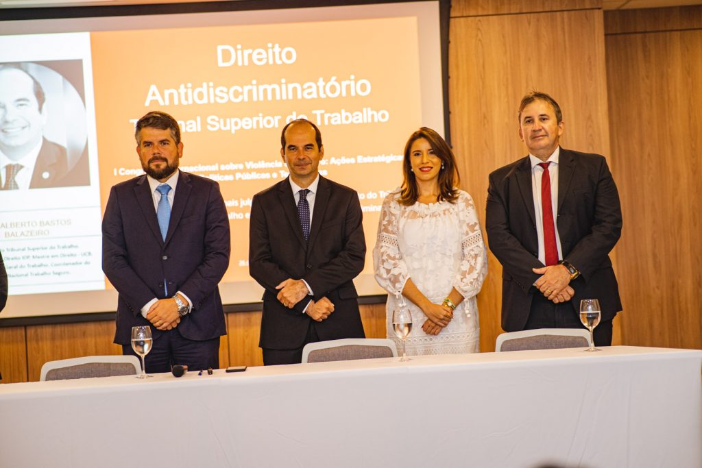 Fabio Zech, Alberto Bastos, Silvia Quezado E Paulo Regis Botelho
