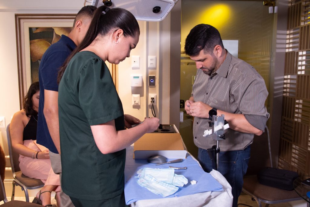 Gessika Ricart E Gustavo Costa