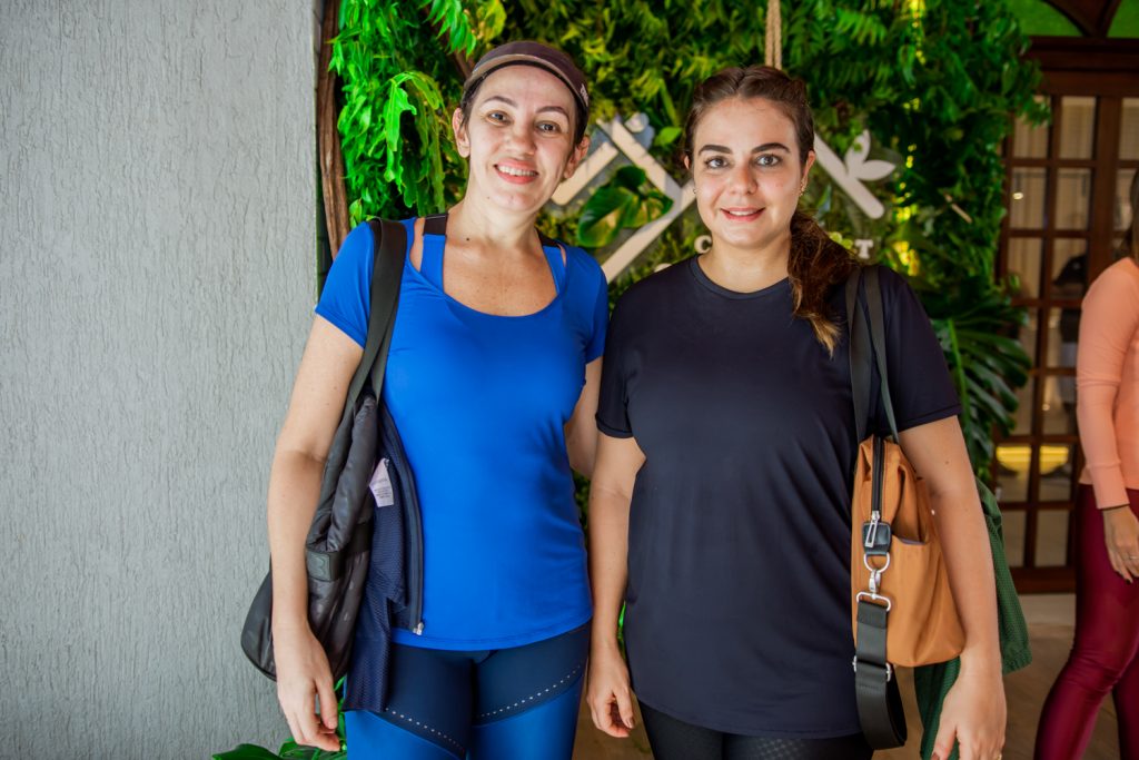 Karine Holanda E Marina Holanda