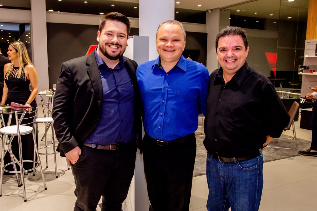 Luann Soares, Jarley Oliveira E Jota Pompilio