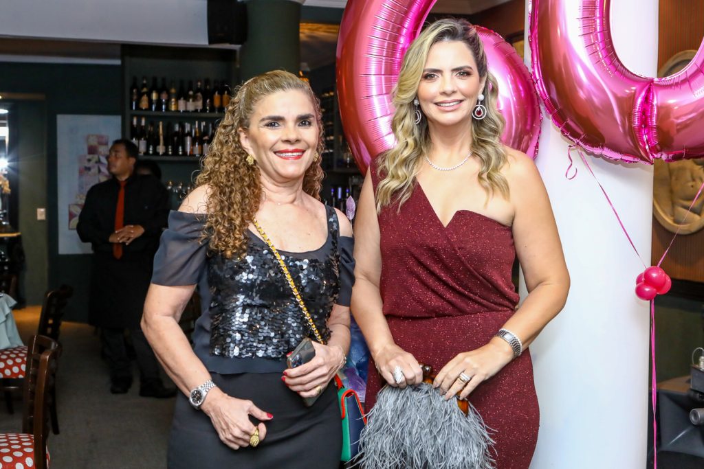 Madalena Feijao E Tais Pinto