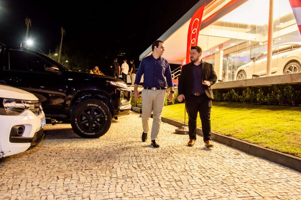 Marcelo Fernandes E Luann Soares