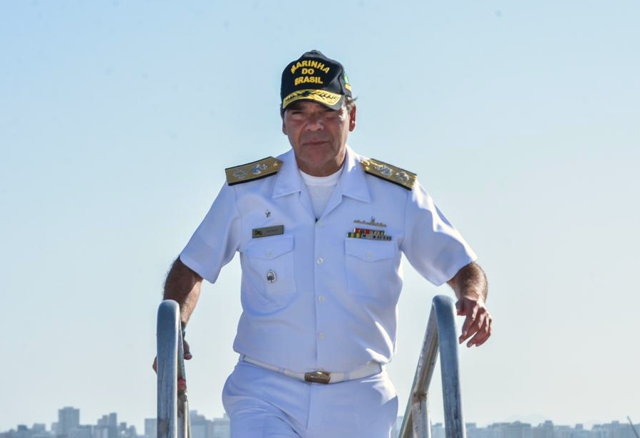 Almirante de Esquadra Marcos Olsen é o novo comandante da Marinha do Brasil