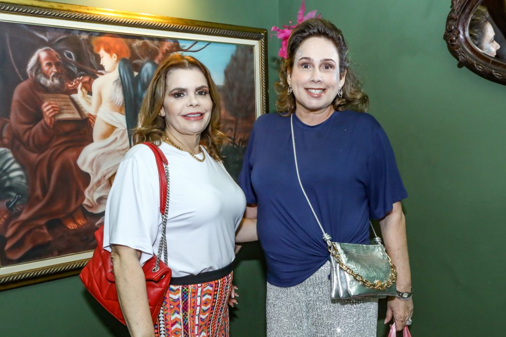 Roberta Vasconcelos E Ana Flavia Carvalho (1)