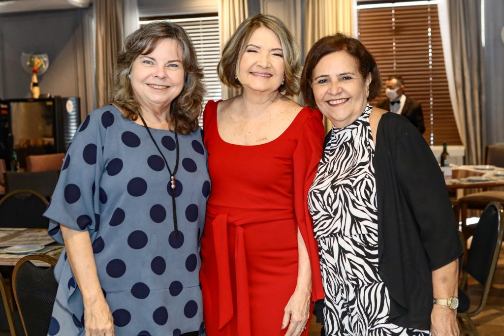 Rosane Magalhaes, Naura Cox E Nelia Castelo (2)