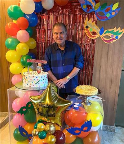 Jório da Escóssia ganha animada festa surpresa na Jório Conceito Jório da Escóssia ganha animada festa surpresa na Jório Conceito