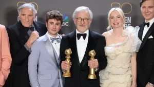 Steven Spielberg Venceu O Globo De Ouro De Direcao E Filme Com Fabelmans 1673413730191 V2 900x506.jpg