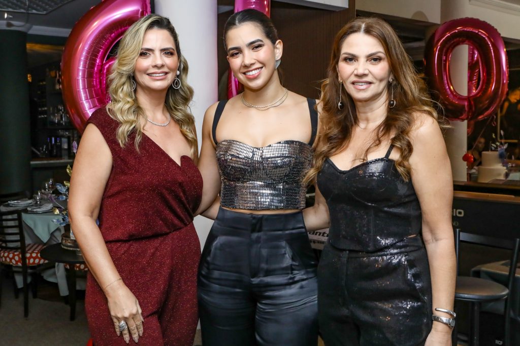 Tais Pinto, Suzi E Surama Geleilate (1)